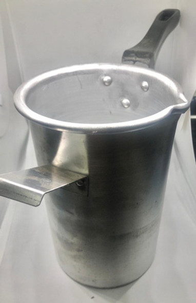 Jarro De Aluminio Con Pico Vertedor 11 Cm Boca X 16 Cm Alto 1