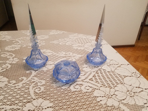 Juego De Tocador De Tres Piezas, De  Cristal . 1