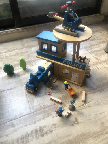 Set Policia Imaginarium Madera Completo 0