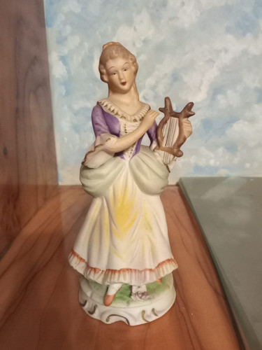 Muñeca De Porcelana Tocando El Arpa. Impecable 0