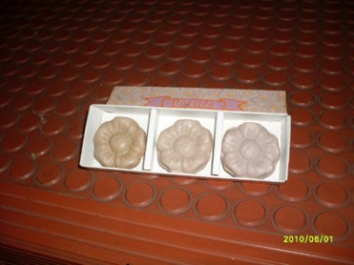 3 - Jabones - Petals - Con Caja Original Y En Forma De Flor 1