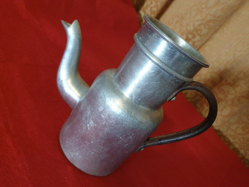 Tetera Y Cafetera Aluminio Muy Antiguo Sellada Con Colador. 0