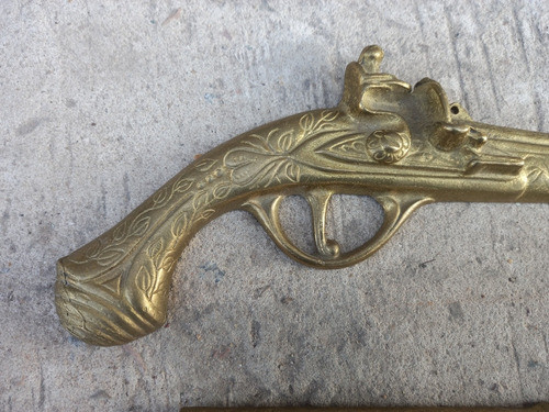 Replica Adorno Trabuco/pistolon En Bronce X 2 Unidades 1