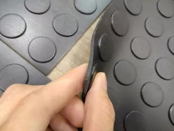 Piso Goma Moneda En Baldosas 4 Mm Gym Alto Trasito 0
