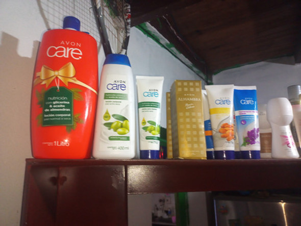 Cosméticos Y Perfumería 0