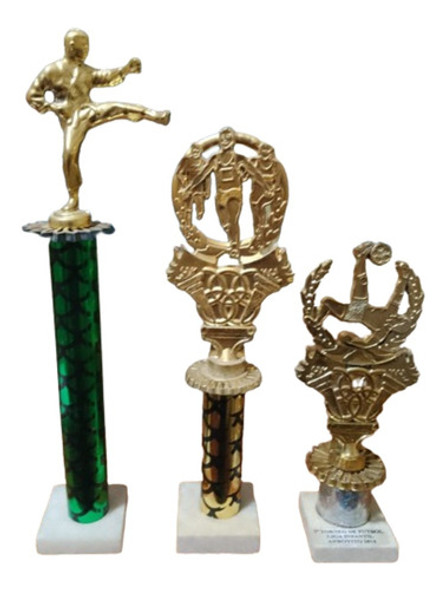 Trofeo Con Columna / Para Todos Los Deportes / 26cm/ Mármol 0 Trofeo Con Columna / Para Todos Los Deportes / 26cm/ Mármol 0