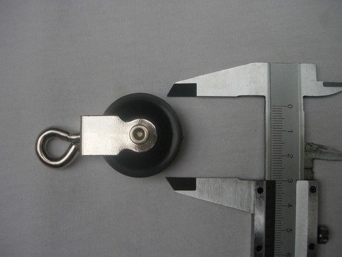 Roldana Plástica Cerratex De 50 Mm -12 Unidades- 1