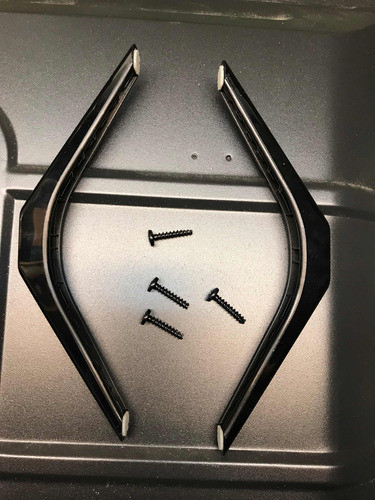 Base , Pies Tcl L32s60a , Como Nuevos , Con Tornillos 0