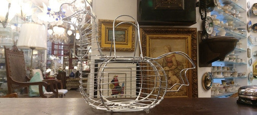 Galinha Em Arame Niquelado Porta Ovos 0