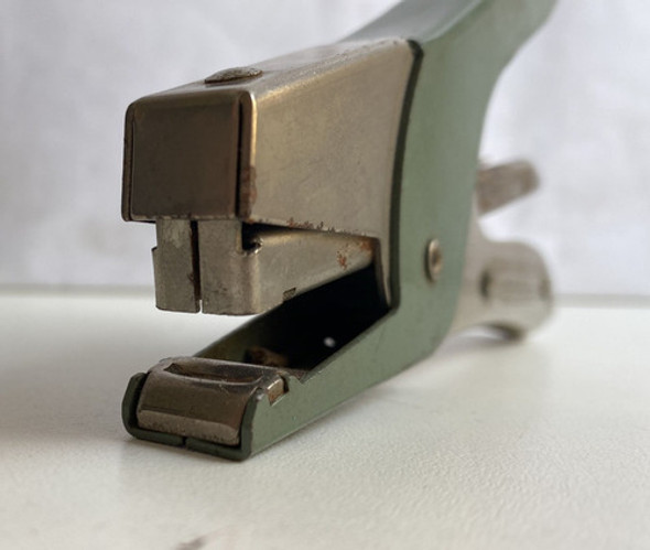 Antigo Grampeador De Papel Arrow Fastener Made In Usa 1 Antigo Grampeador De Papel Arrow Fastener Made In Usa 1