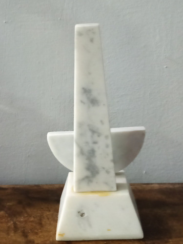 Soporte De Mármol De Carrara 1