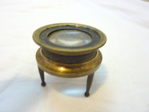 Lupa De Pie Antigua 0