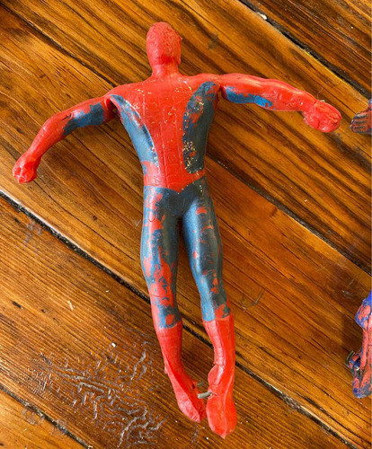 3 Antiguos Muñecos Superheroes De Goma Y Alambre 1