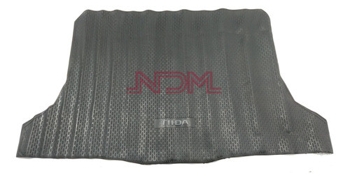 Cubre Alfombra Baul  Nissan Tiida Hatchback 07-15  1.8 835f 0