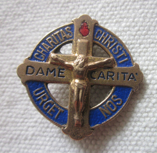 Antiguo Pins Jesus Dame Caritas 0