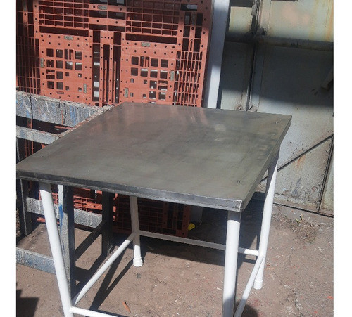Mesa Gastronómica Tapa De Inoxidable  Base De Hierro 75 X 85 1