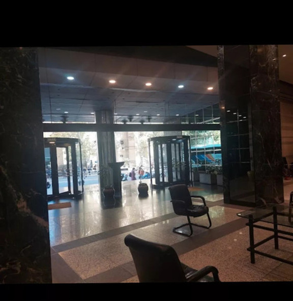 Se Alquila Oficina En Zona Centro!! 1
