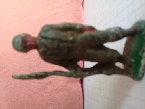 Antiguo Soldado De Plomo Macizo Marca Falucho Década Del '50 1