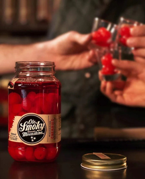 Whisky Ole Smoky Tennesee Moonshine Cherries. 750 Ml 1
