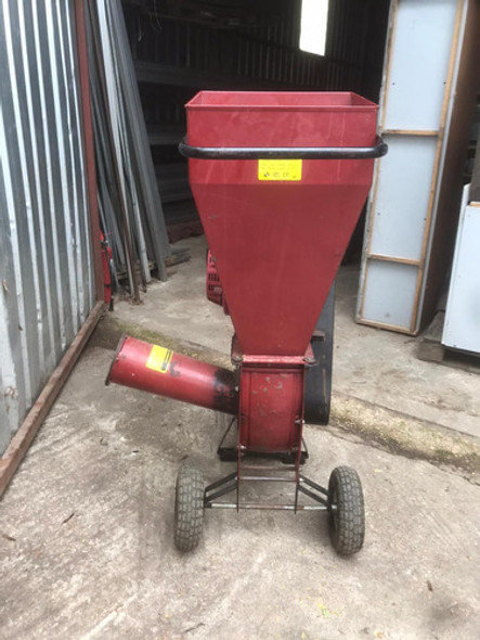 Alquilo Chipeadora Ramas Ideal Limpieza Terrenos Y Jardines 0