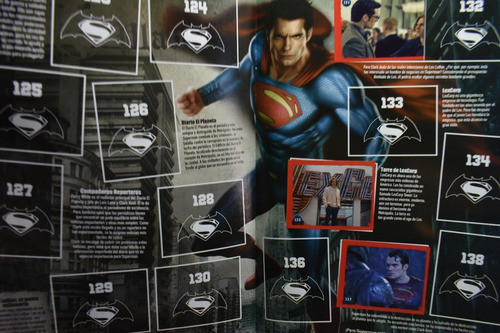 Álbum De Figuritas Batman Vs Superman Incompleto        C202 1