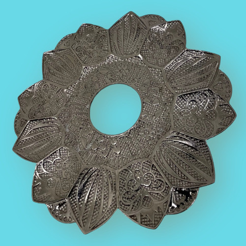 Prato De Metal Narguile Flor Prata 17cm Detalhado Yahya 1