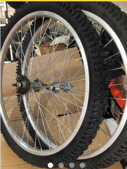 Combo 2 Llantas D Bicicletas + 2 Cubiertas +2 Cámaras R/24 1 Combo 2 Llantas D Bicicletas + 2 Cubiertas +2 Cámaras R/24 1