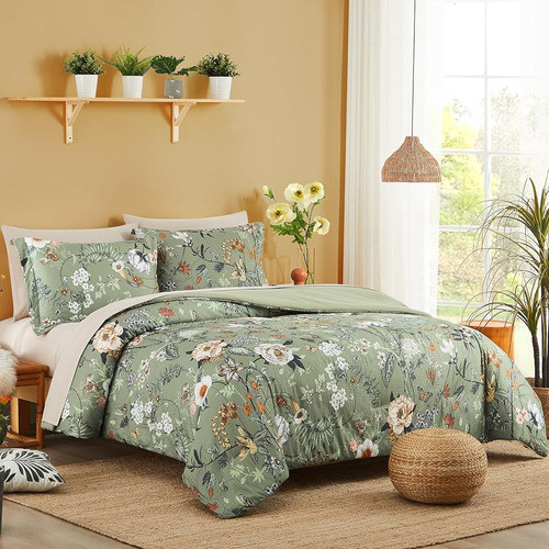 Casaagusto Queen Comforter Set, 7 Pcs Green Butterfly Floral 1