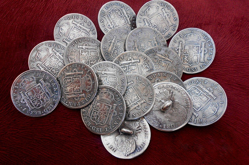 Botón Rastra Tipo Moneda 8 Reales Colonial 1799 Carolus 0