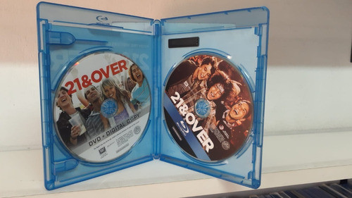 Blu-ray + Dvd -- 21 & Over 1