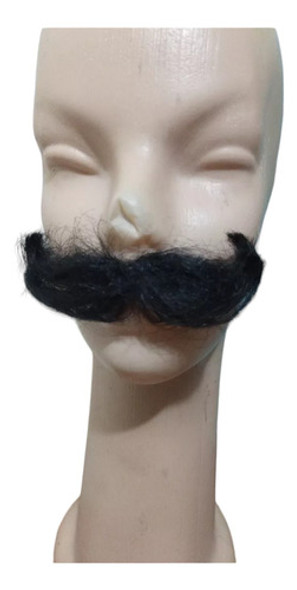 Bigotes Negros 0