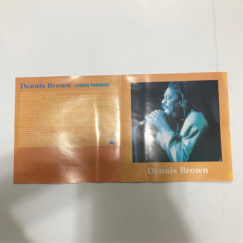 Cd- Dennis Brown ( Lovers Paradise ) 1