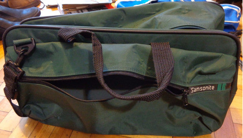 Bolso Samsonite Verde. Bolsillo Frontal. Correa Original. Mb 0