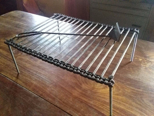 Parrilla Plegable Para Camping De Cadenas 1