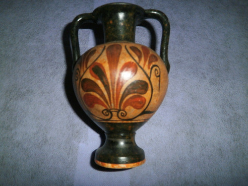 2 Centros  1 Antiguo Pintado 1 C/relieve 0