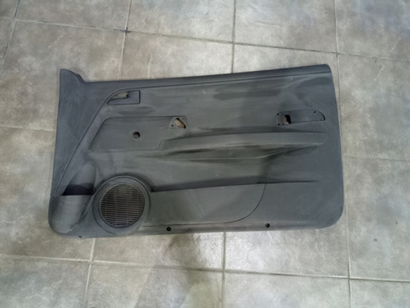 Tapizado De Puerta Volkswagen Fox 3p Original Del Derecho 1