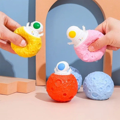 Amansa Loco Astronauta En La Luna Squishy Apretar Sensorial 1
