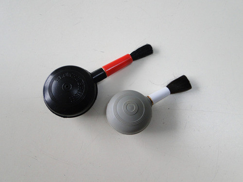 2 Pinceis Para Limpeza De Câmera 0