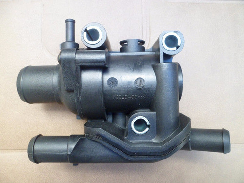 Caja De Termostato Completa Ford Escape 00/ 2.0 1