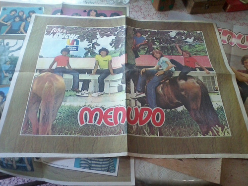 Menudo - Antiguo Poster Del Diario Mide 67 Cm.la X 51 Cm.an 0