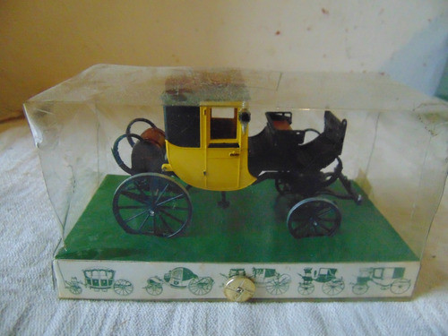 Auto  Antiguo De Coleccion En Caja, Italiano 0