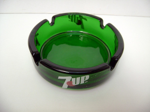 Cenicero 7up Seven Up Vidrio Verde Retro Año 80 Vintag Boedo 1