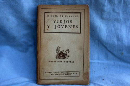 Viejos Y Jovenes, Miguel De Unamuno 0