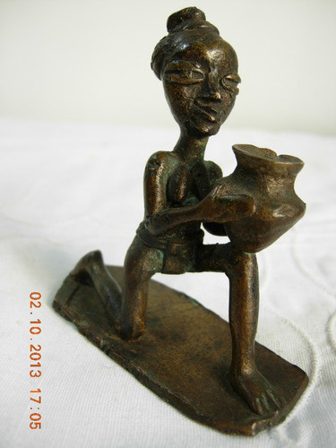 Espectacular Antigua Figura De Bronce Petit Vienes Miniatura 0