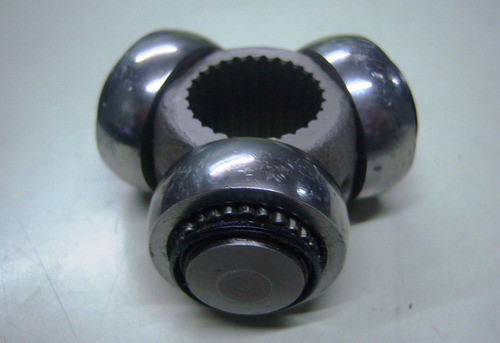 Triceta De Semieje De Mitsubishi Galant / 23 Estrías 33 Mm. 0