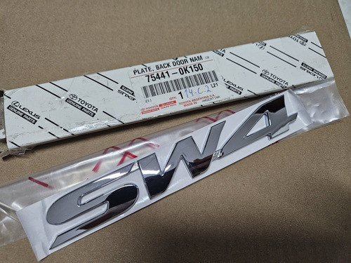 Emblema Tampa Traseira Sw4 2016/2020 754410k150 Original 1