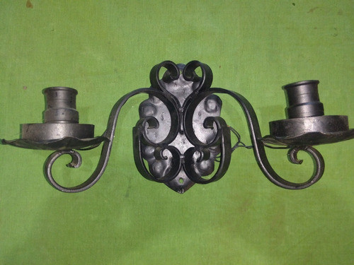 Aplique Antiguo De Hierro Forjado Con Tulipa Opalina  Doble 0