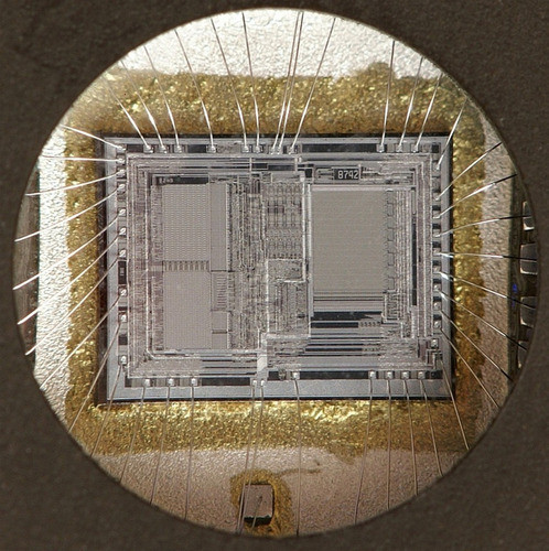 D8742 8742 Mcu Microcontrolador Microprocesador  8-bit Eprom 1