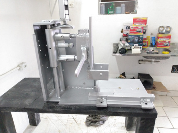 Serra  Manual  De Corte De Tubos De Aço E Inox 1 Serra  Manual  De Corte De Tubos De Aço E Inox 1