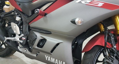 Slider + Traseiro Ponta Nylon Anti Impacto Yamaha R3 2020 1